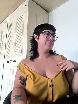 Jasmin switch online show from May 13, 2026, 1:52 pm