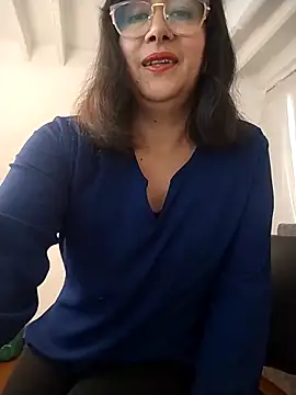 Snapshot of christy_ant chatting on February 21, 2026, 6:09 pm christy ant online show from February 21, 2026, 6:09 pm