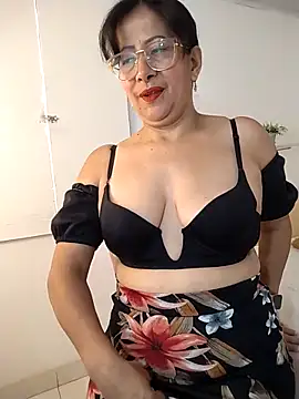 Snapshot of christy_ant chatting on February 28, 2026, 5:36 pm christy ant online show from February 28, 2026, 5:36 pm