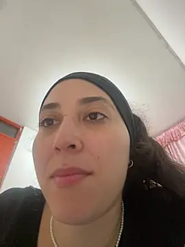 LatinDoll8 online show from April 8, 2026, 4:45 am