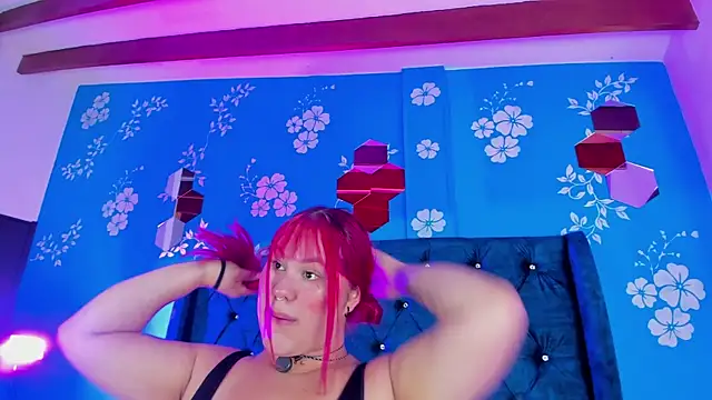 Snapshot of Issa_Clark01 chatting on January 8, 2026, 7:16 pm Issa Clark01 online show from January 8, 2026, 7:16 pm