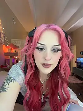 itscleomoon online show from March 5, 2026, 9:33 pm