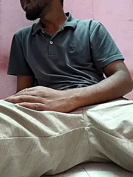 AqueousCrepe online show from March 3, 2026, 5:08 pm