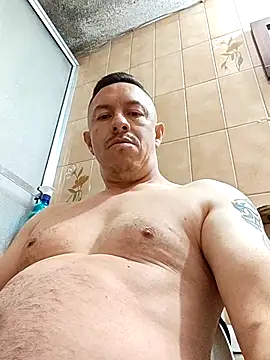 L hotcream online show from February 10, 2026, 2:10 pm