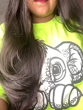 Snapshot of missmisha01 chatting on February 19, 2026, 10:22 am missmisha01 online show from February 19, 2026, 10:22 am