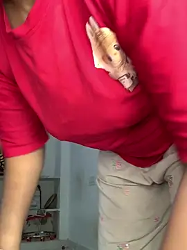 Snapshot of missmisha01 chatting on March 28, 2026, 4:06 pm missmisha01 online show from March 28, 2026, 4:06 pm