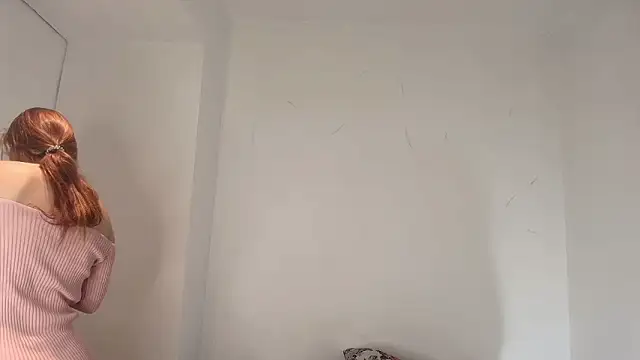 Snapshot of saramaartinez chatting on February 12, 2026, 12:44 pm saramaartinez online show from February 12, 2026, 12:44 pm