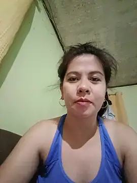 Snapshot of annawet chatting on June 21, 2026, 1:24 pm annawet online show from June 21, 2026, 1:24 pm