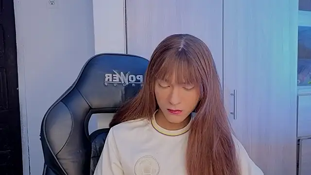 tiffanyy 777 online show from June 18, 2026, 4:02 am