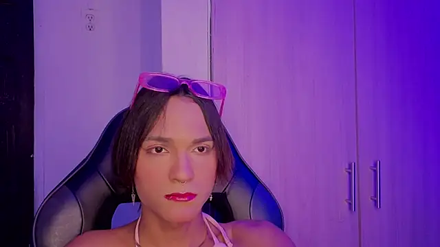 tiffanyy 777 online show from July 2, 2026, 3:23 am