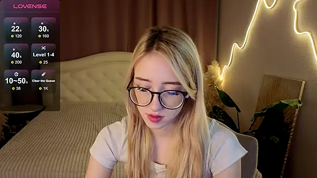 anora baby online show from December 23, 2025, 7:28 am