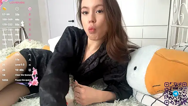 Snapshot of KitCerveny chatting on February 13, 2026, 10:11 am KitCerveny online show from February 13, 2026, 10:11 am