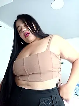 violet  rouse   online show from January 7, 2026, 5:04 pm