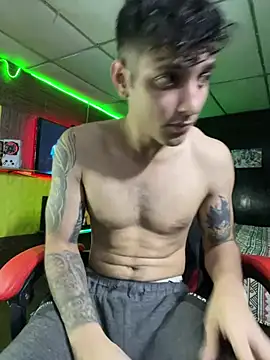 JustynAle2025 online show from March 3, 2026, 6:47 pm