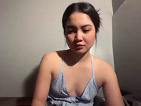 Nanalicious 69 online show from April 25, 2026, 9:01 pm