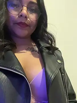 Yaneth1 online show from July 11, 2026, 4:59 am