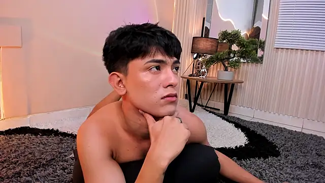 Thristan Leones online show from March 8, 2026, 6:50 am