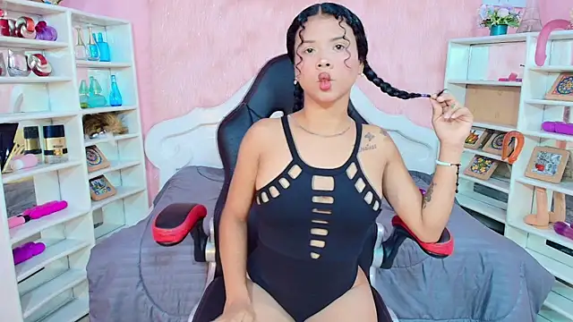 kamy bad girl online show from December 21, 2025, 3:24 am