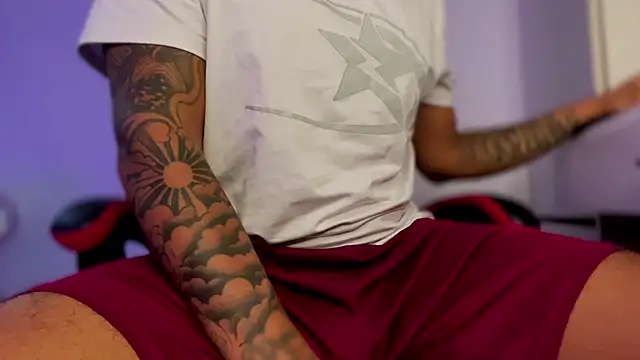 Snapshot of Jeyzd25 chatting on February 25, 2026, 1:37 am Jeyzd25 online show from February 25, 2026, 1:37 am