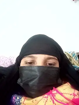 Snapshot of Miya_mona chatting on January 8, 2026, 4:04 am Miya mona online show from January 8, 2026, 4:04 am