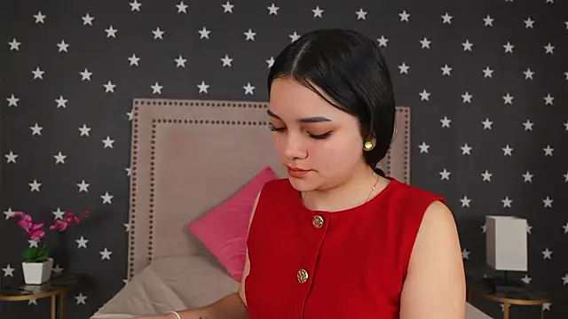 Snapshot of RaquellStar chatting on February 28, 2026, 3:07 am RaquellStar online show from February 28, 2026, 3:07 am