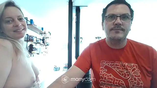 Miss-Chupagirly online show from February 4, 2026, 9:04 am