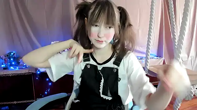 Yoonhee ki online show from January 15, 2026, 12:43 pm