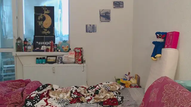 Snapshot of MaryJane_x_Peter chatting on February 5, 2026, 12:21 pm MaryJane x Peter online show from February 5, 2026, 12:21 pm