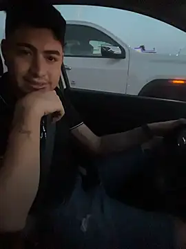 mamitasirena online show from January 6, 2026, 12:47 am