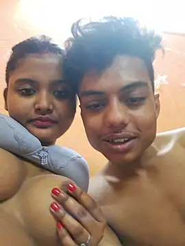 Snapshot of Babyx00 chatting on February 6, 2026, 5:49 pm Babyx00 online show from February 6, 2026, 5:49 pm