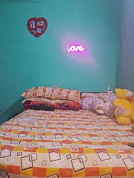 Snapshot of Babyx00 chatting on February 25, 2026, 4:27 pm Babyx00 online show from February 25, 2026, 4:27 pm