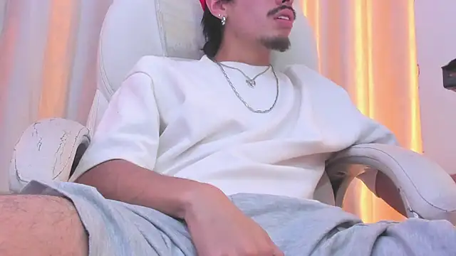 nicopapi  online show from January 8, 2026, 8:33 pm