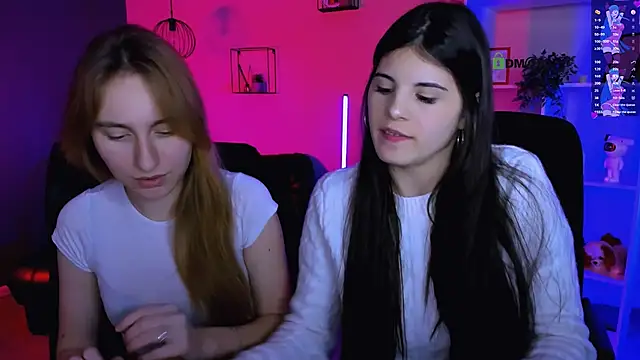 Snapshot of lizzie_boom_ chatting on February 2, 2026, 8:07 pm lizzie boom online show from February 2, 2026, 8:07 pm