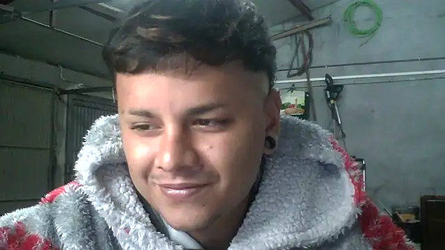 Sickbooy69 online show from May 14, 2026, 6:37 pm