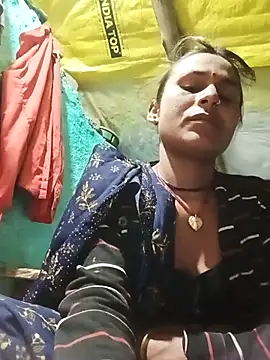 Snapshot of Cuty_priti chatting on January 18, 2026, 5:17 pm Cuty priti online show from January 18, 2026, 5:17 pm