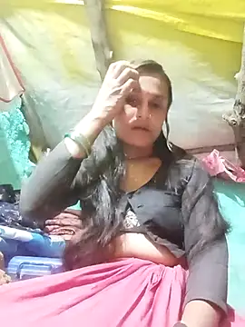 Snapshot of Cuty_priti chatting on February 27, 2026, 5:13 pm Cuty priti online show from February 27, 2026, 5:13 pm