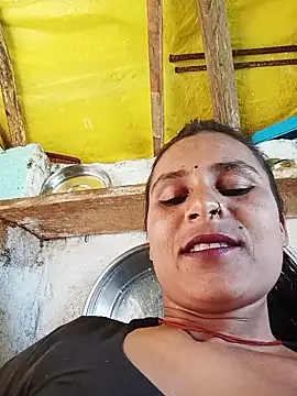 Snapshot of Cuty_priti chatting on March 1, 2026, 7:54 am Cuty priti online show from March 1, 2026, 7:54 am