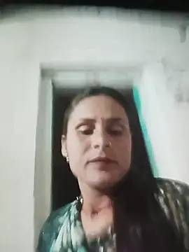 Cuty priti online show from August 1, 2026, 4:39 pm