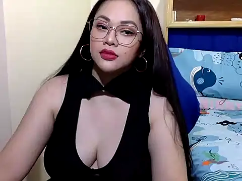 celine margo online show from June 17, 2026, 5:10 am