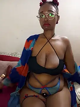 YammyChocTits online show from February 4, 2026, 9:20 pm