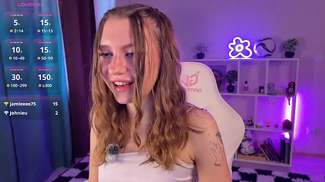 KellySunn online show from July 18, 2026, 8:29 am