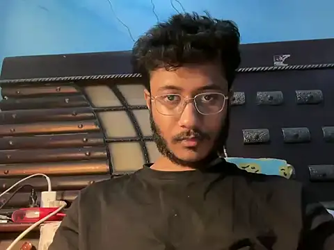 Sexy  Nerd online show from May 9, 2026, 8:19 am