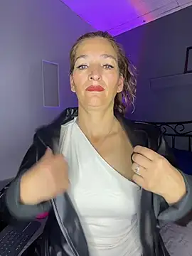 JennaMilf  online show from February 13, 2026, 8:16 pm