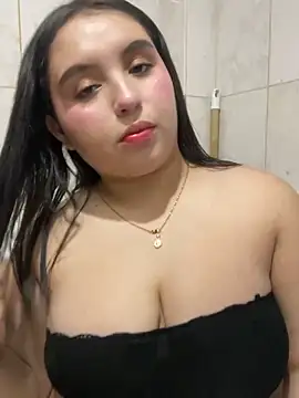 Mariatyler online show from March 27, 2026, 9:14 pm