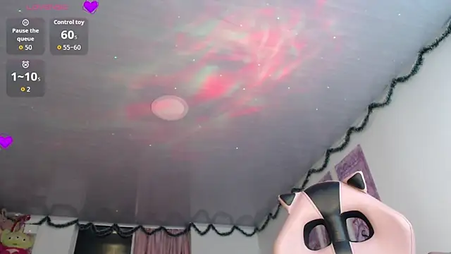 Snapshot of violett_brown9 chatting on May 1, 2026, 4:06 am violett brown9 online show from May 1, 2026, 4:06 am