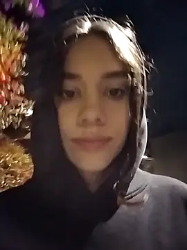 valerria 44 online show from March 29, 2026, 10:04 am