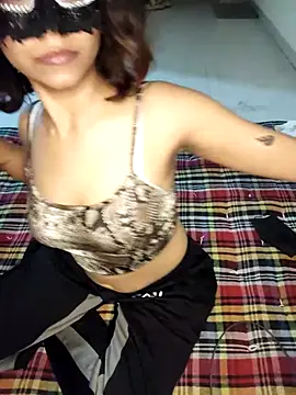 Snapshot of Sizzler_0011 chatting on December 21, 2025, 7:21 pm Sizzler 0011 online show from December 21, 2025, 7:21 pm