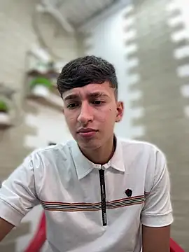 neithan sleitherx online show from February 3, 2026, 5:05 am