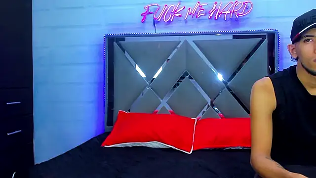 Snapshot of UnitedSoul chatting on February 12, 2026, 6:52 am UnitedSoul online show from February 12, 2026, 6:52 am