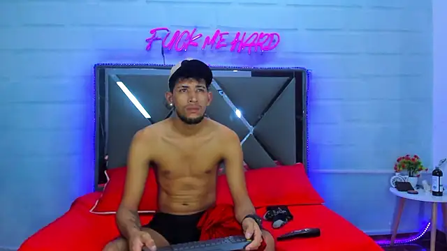 Snapshot of UnitedSoul chatting on March 1, 2026, 6:04 am UnitedSoul online show from March 1, 2026, 6:04 am